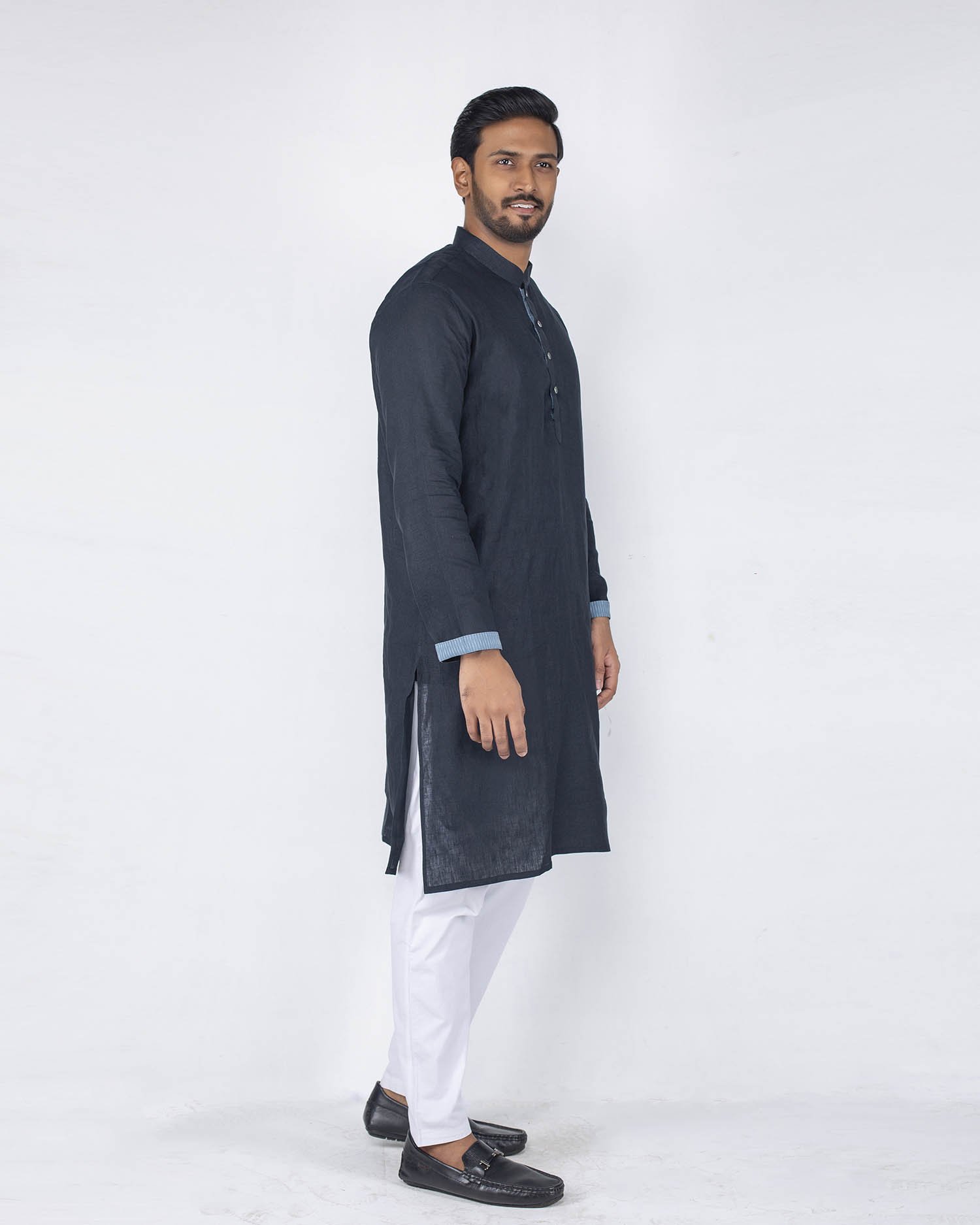 Andhar - Image 3