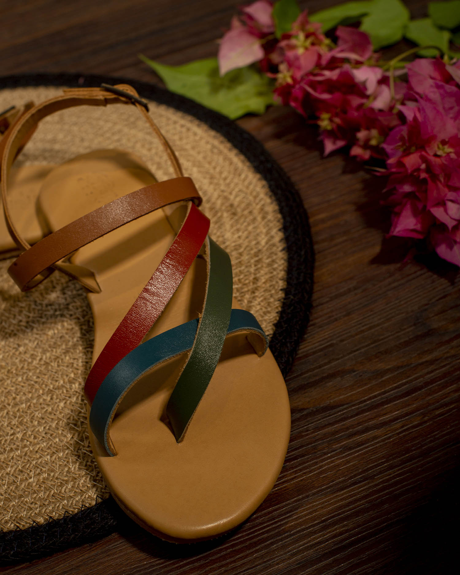 Leather laisse Out Sandals